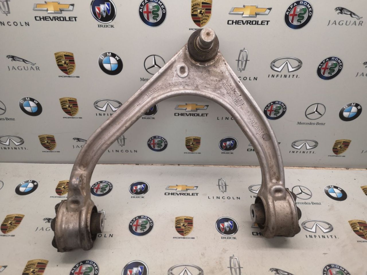 рычаг передний левый Land Rover Range Rover Velar 1 поколение 2020, HK833091BA - фото №1