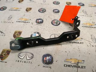 крепление фары левой Porsche Macan 1 поколение [2-й рестайлинг] 2022, 2.0 л., бензин, АКПП, 95B941451C