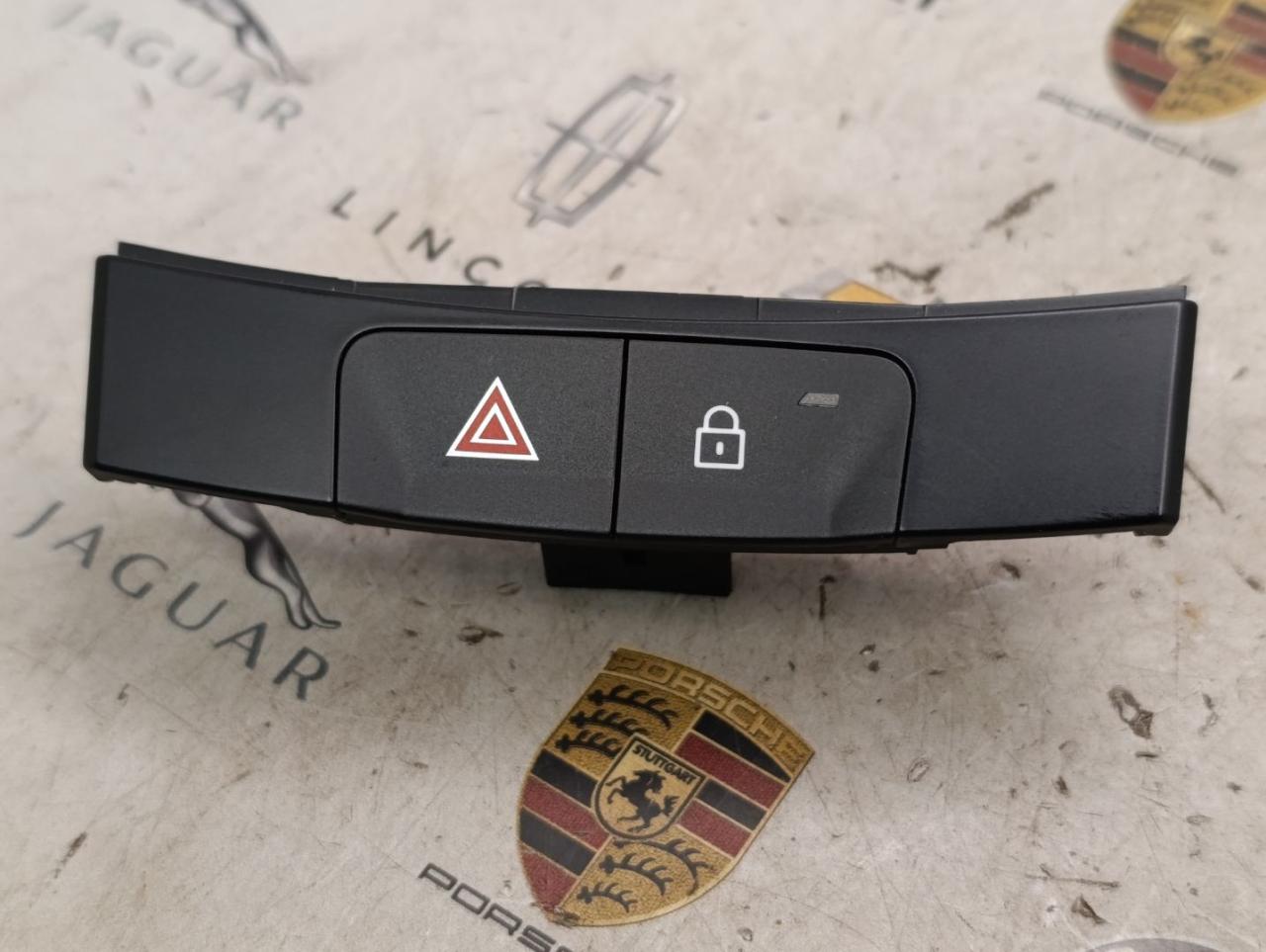 кнопка аварийной сигнализации Porsche Cayman GTS 982 2022, 4.0 л., бензин, 99161333202 - фото №1