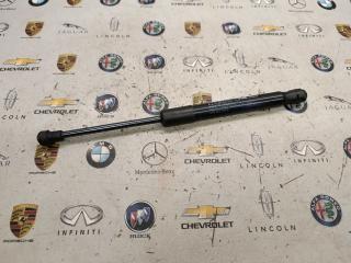 амортизатор капота Porsche Macan 1 поколение [2-й рестайлинг] 2023, 2.0 л., бензин, АКПП, 95B823359A