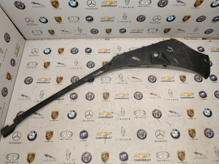 Накладка (ресничка) фары правая Porsche Macan 1 поколение [рестайлинг] 2020, 3.0 л., бензин, АКПП, 95B807174C