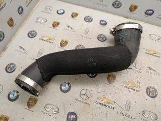 патрубок интеркулера Porsche Macan 1 поколение [2-й рестайлинг] 2023, 2.0 л., бензин, АКПП, 95B145993F