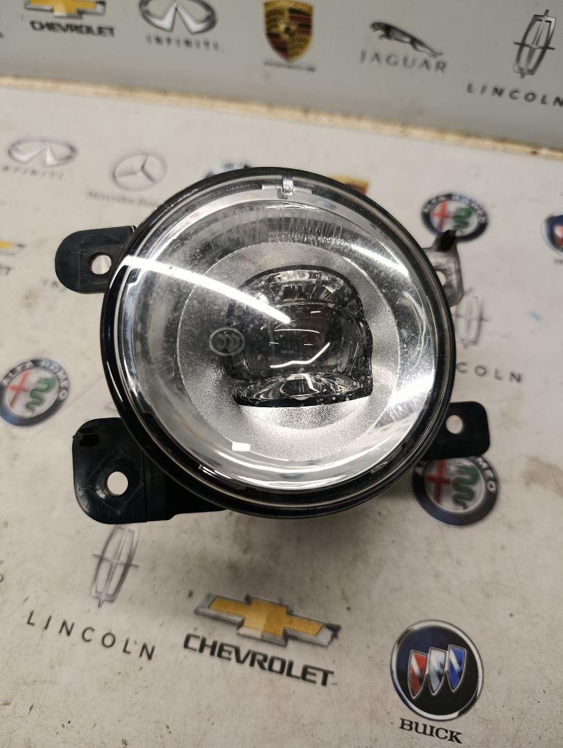 фара противотуманная правая Infiniti QX50 P71A 2021, 2.0 л., бензин, 261508990C - фото №1