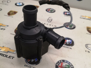 насос антифриза дополнительный Audi S6 C7 [рестайлинг] 2018, 4.0 л., бензин, 06H121601P