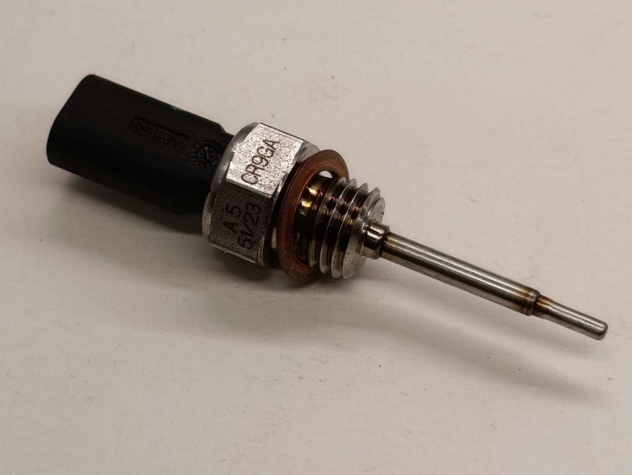 датчик температуры во впускном коллекторе Volvo XC40 1 поколение 2024, 2.0 л., бензин - фото №1