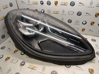 фара правая Porsche Macan 1 поколение [рестайлинг] 2020, 3.0 л., бензин, АКПП, 95B941010BC