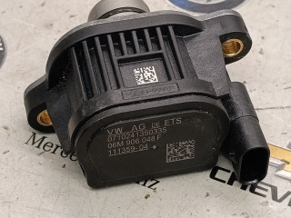 электромагнитный клапан Audi Q7 4M [2-й рестайлинг] 2024, 3.0 л., бензин, 06M906048F