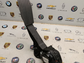 педаль Chevrolet Equinox 3 поколение 2020, 1.5 л., бензин, АКПП, 84366781