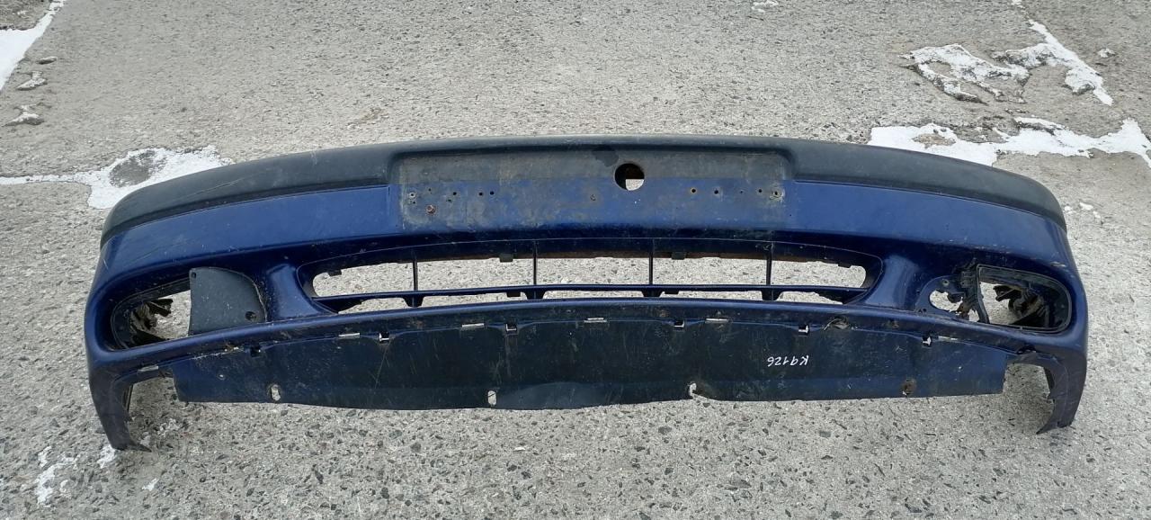 бампер передний Renault Laguna 1 поколение 1997, 2.2 л., DT, G8T 792, дизель, 5МКПП, бирюзовый, универсал, передний привод - фото №1