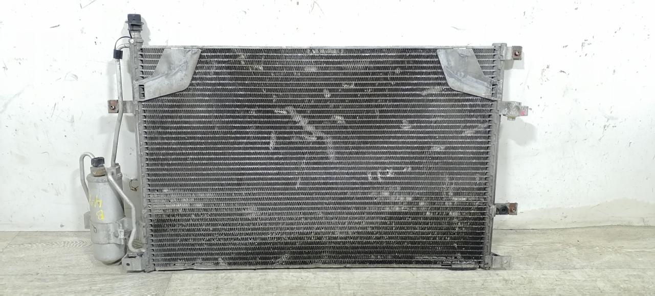 радиатор кондиционера Volvo S60 1 поколение 2001, 2.4 л., B 5244 T3, бензин, АКПП, черный, седан - фото №1