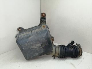 корпус воздушного фильтра Hyundai Accent 1 поколение [рестайлинг] 1998, 1.5 л., бензин, АКПП, бордовый, хетчбэк 5 дв.