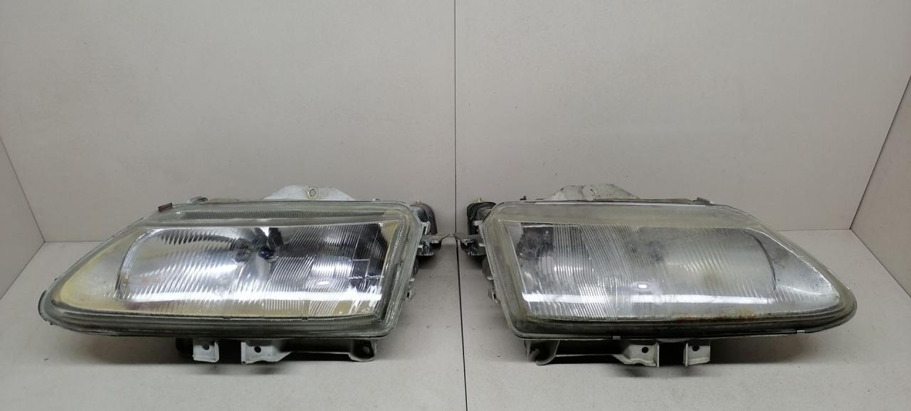 фара правая Renault Laguna 1 поколение 1997, 2.2 л., DT, G8T 792, дизель, 5МКПП, бирюзовый, универсал, передний привод - фото №1
