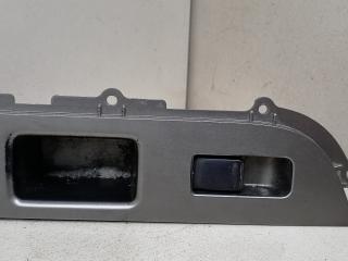 кнопка стеклоподъемника двери передней правой Nissan X-Trail T30 2004, 2.2 л., DCi, дизель, серебристый, внедорожник 5 дв., полный подключаемый привод