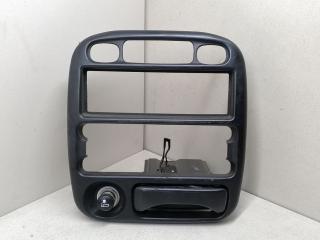 пепельница Hyundai Accent 1 поколение (X3) [рестайлинг] 1997, 1.3 л., i, бензин, 5МКПП, синий, хетчбэк 3 дв., передний привод