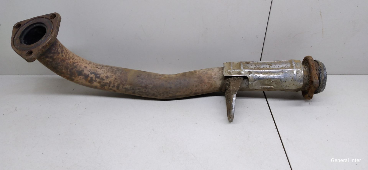 труба приемная глушителя Mazda 626 GF 1997 - фото №1