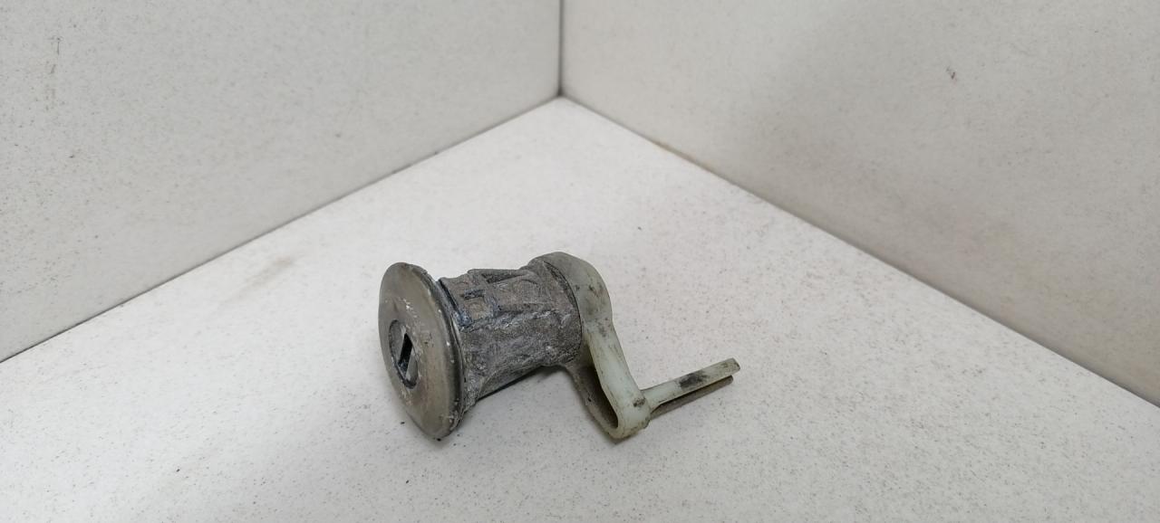 личинка дверного замка Peugeot 206 1 поколение 2002, 1.4 л., i, бензин, 5МКПП, зелёный, 9170P0 - фото №1