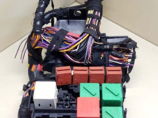 блок реле Ford Ka 1 поколение 1998, 1.3 л., i, J4K, бензин, 5МКПП, зеленый, хетчбэк 3 дв., передний привод