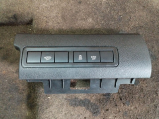 кнопка ASC / ESP Peugeot 308 T9 2014, 1.6 л., HDi, дизель, МКПП, хетчбэк 5 дв., передний привод