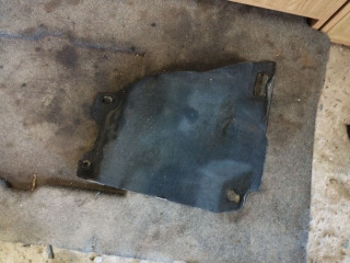 тепловой экран глушителя Peugeot 308 T9 2014, 1.6 л., HDi, дизель, МКПП, хетчбэк 5 дв., передний привод