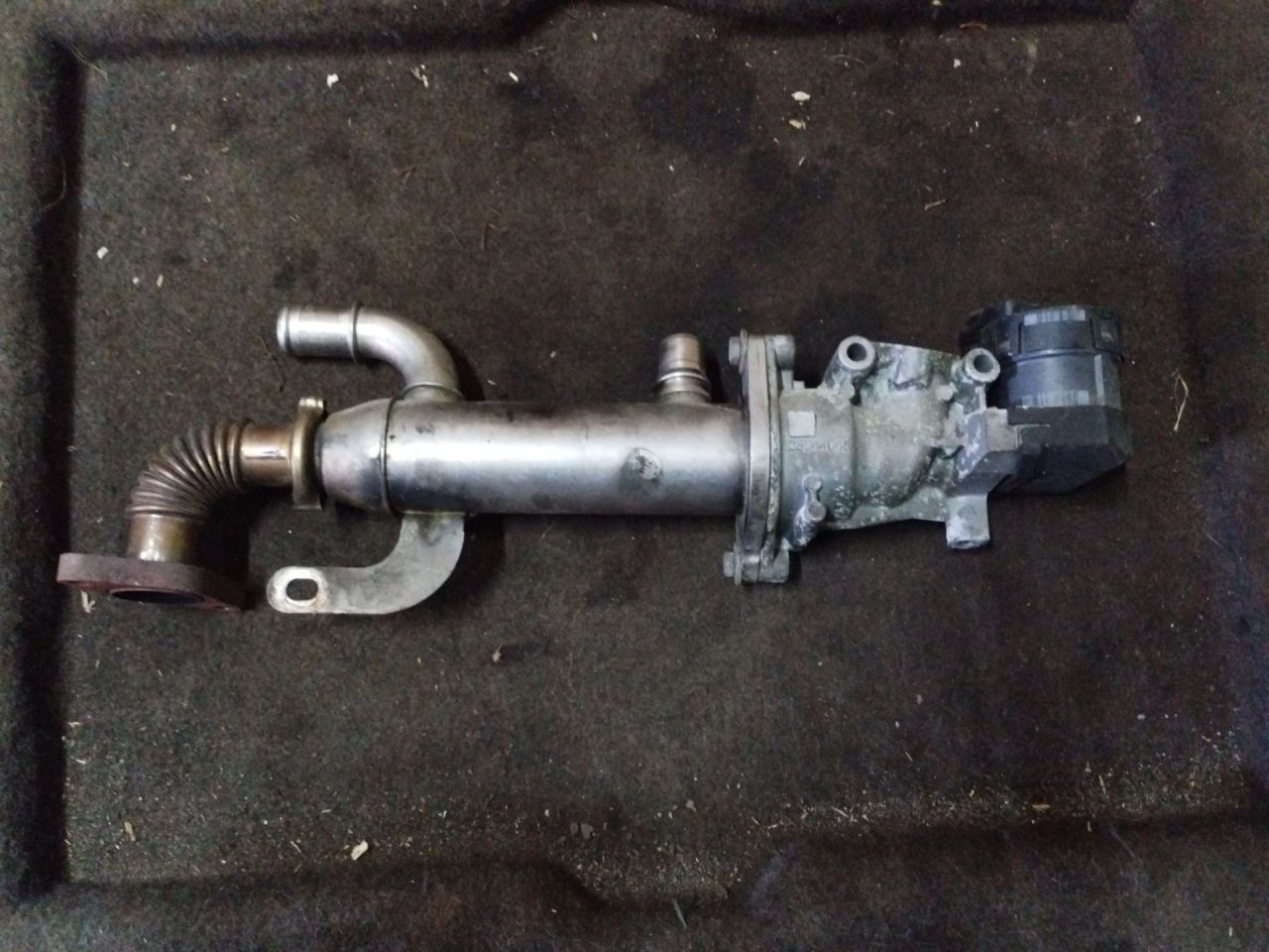клапан EGR Peugeot 407 1 поколение 2005, 2.0 л., RHR (DW10BTED4), дизель, МКПП, серебро, универсал, передний привод - фото №1