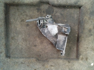 кронштейн двигателя Audi A6 4A/C4 (1994 - 1997), 1.9 л., дизель