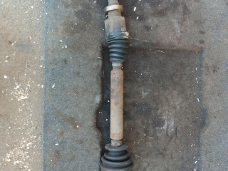 полуось передняя правая (приводной вал, ШРУС) Renault Laguna 2 поколение 2001, 1.8 л., бензин, МКПП, темно синий, хетчбэк 5 дв., передний привод