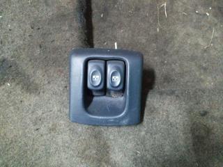 блок управления стеклоподъемниками Renault Megane 1 поколение [рестайлинг] 2002, 1.8 л., F4P 720, бензин, МКПП, серебро, хетчбэк 5 дв., передний привод