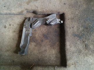 уплотнитель подкапотного пространства Peugeot 308 T9 2014, 1.6 л., HDi, дизель, МКПП, хетчбэк 5 дв., передний привод