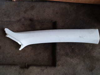 обшивка стойки Peugeot 308 T9 2014, 1.6 л., HDi, дизель, МКПП, хетчбэк 5 дв., передний привод