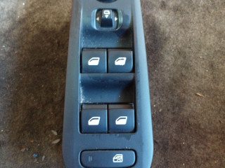 блок управления стеклоподъемниками Peugeot 308 T9 2014, 1.6 л., HDi, дизель, МКПП, хетчбэк 5 дв., передний привод