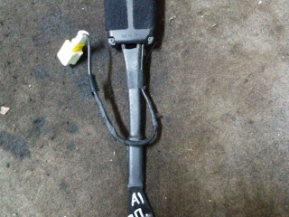 замок ремня безопасности Peugeot 308 T9 2014, 1.6 л., HDi, дизель, МКПП, хетчбэк 5 дв., передний привод