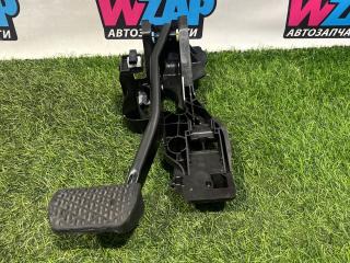 педаль тормоза Mercedes-Benz GLA-Класс H247 [рестайлинг] 2023, 2.0 л., бензин, АКПП, белый, A1772901000