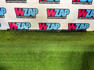 Кронштейн крепления порога Tesla Model X 1 поколение [рестайлинг] 2022, электро, 1046690-00-B