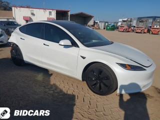 Tesla Model 3 2 поколение Highland