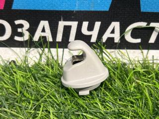 Крепление (крючок) солнцезащитного козырька Volkswagen Jetta 7 поколение 2019, 1.4 л., бензин, МКПП, черный, седан, передний привод, 560857561B