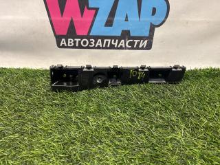 Кронштейн крепления порога Ford Mustang 6 поколение S550 [рестайлинг] 2019, 2.3 л., бензин, АКПП, черный, купе, задний привод, FR3B-16C067-AC