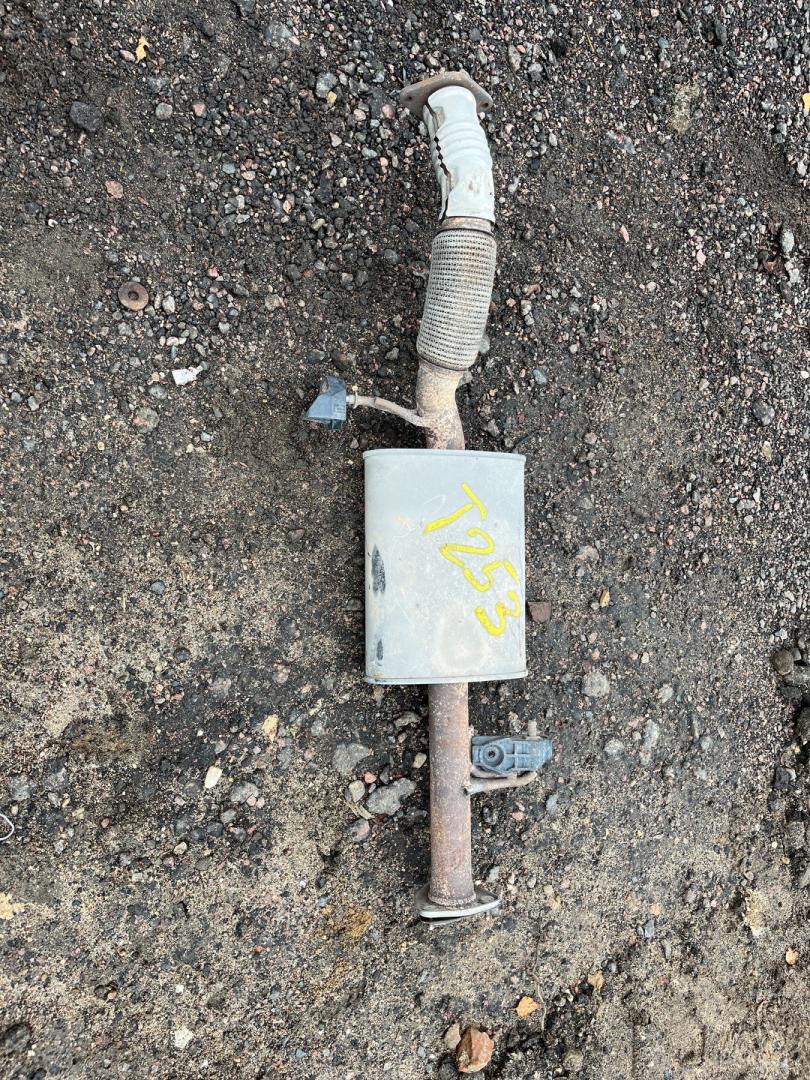 банка глушителя средняя Buick Encore GX 1 поколение 2020, 1.2 л., бензин, АКПП, внедорожник 5 дв., передний привод, 42598649 - фото №1