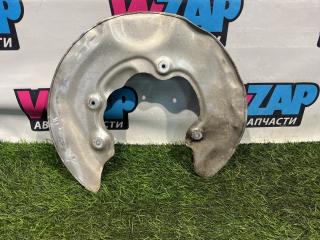 защитный кожух тормозного механизма BMW 3 серия G20 2021