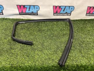 Уплотнитель стекла RAM 1500 5 поколение 2022, АКПП, фургон, 68285727AE