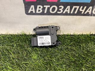 моторчик заслонки печки Ford Mustang 6 поколение S550 [рестайлинг] 2018, 2.3 л., бензин, АКПП, купе, задний привод, FR3B-19E616-BB