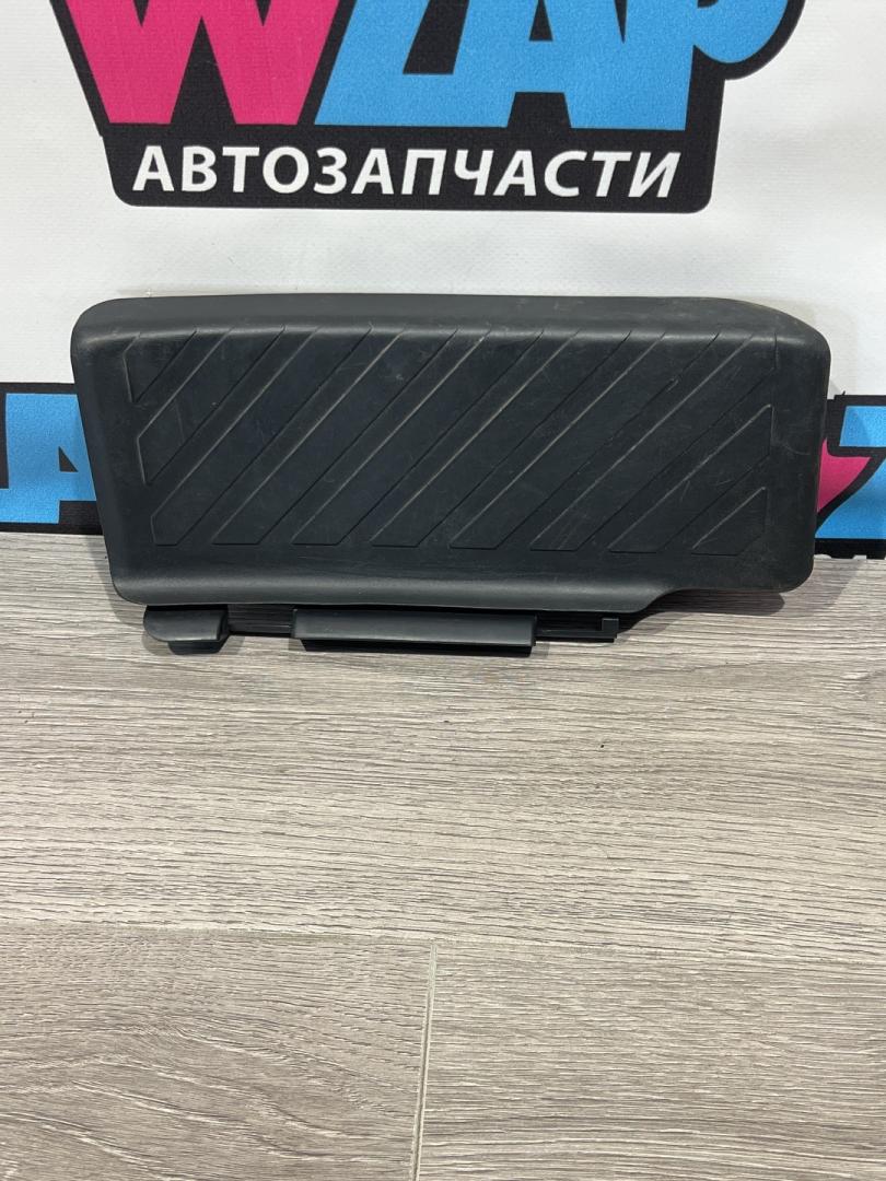 Опорная площадка для ног Volkswagen Jetta 7 поколение 2019, 1.4 л., бензин, МКПП, черный, седан, передний привод, 5Q1864777C - фото №1