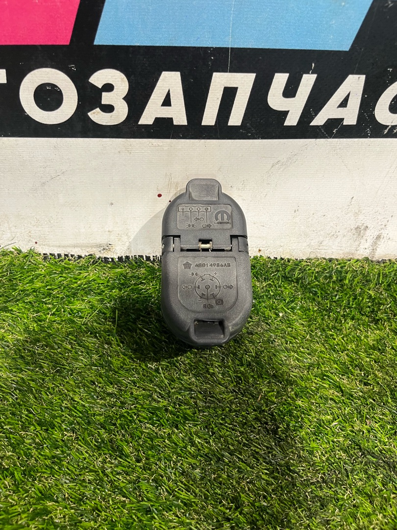 розетка фаркопа RAM 1500 5 поколение 2019, 5.7 л., бензин, АКПП, пикап, полный привод, 68014986AB - фото №1