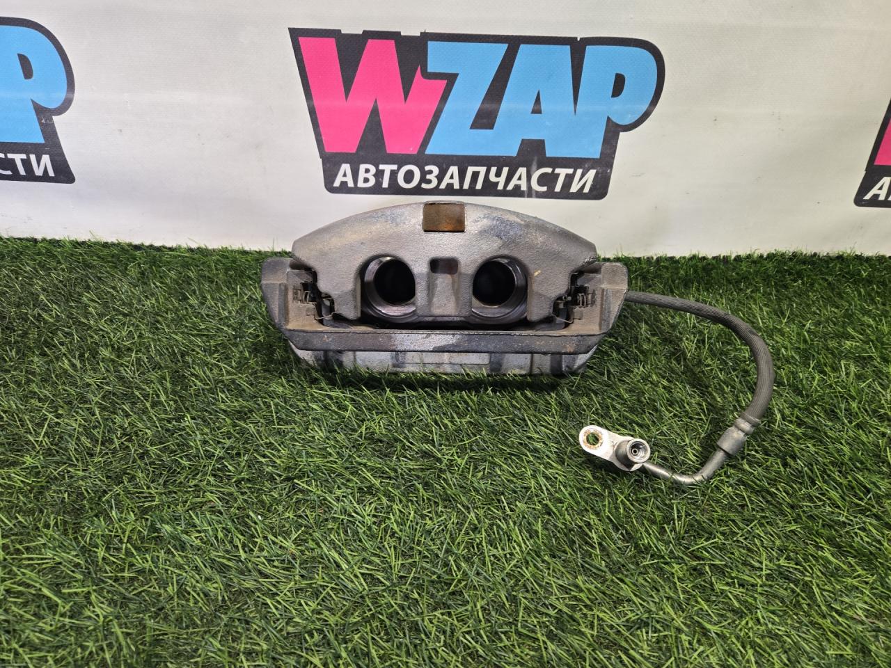 суппорт передний правый RAM 1500 5 поколение 2022, АКПП, фургон, 68237060AF - фото №1