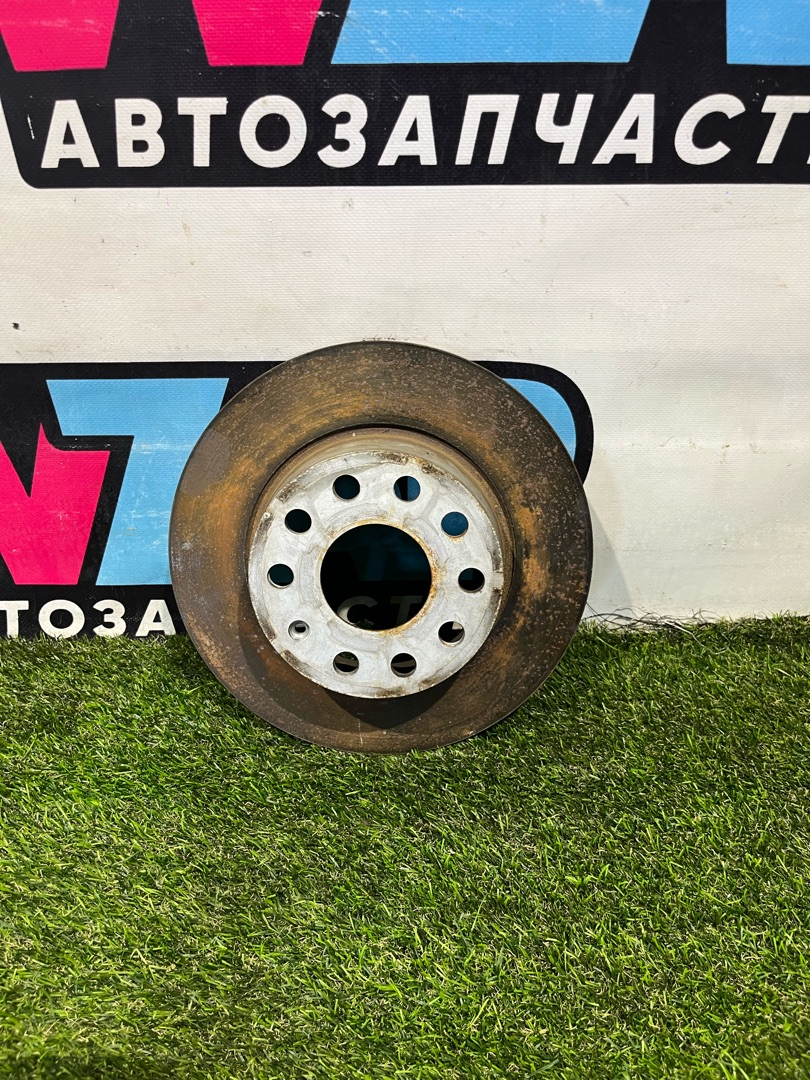 диск тормозной задний Volkswagen Jetta 7 поколение 2020, 1.4 л., бензин, АКПП, седан, передний привод, 5QN615601A - фото №1