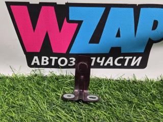 крепление ( кронштейн ) крыла Ford Mustang 6 поколение S550 [рестайлинг] 2018, 2.3 л., бензин, АКПП, кабриолет, задний привод