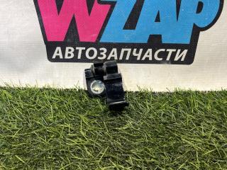 петля двери Volkswagen Jetta 7 поколение 2019, 1.4 л., бензин, МКПП, черный, седан, передний привод, 8X0831403E