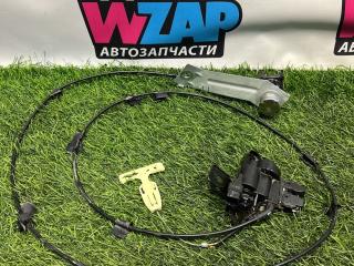 замок багажника Ford Mustang 6 поколение S550 [рестайлинг] 2018, 2.3 л., бензин, АКПП, кабриолет, задний привод, FR3B-7643268-AB, FR3B7643282BB