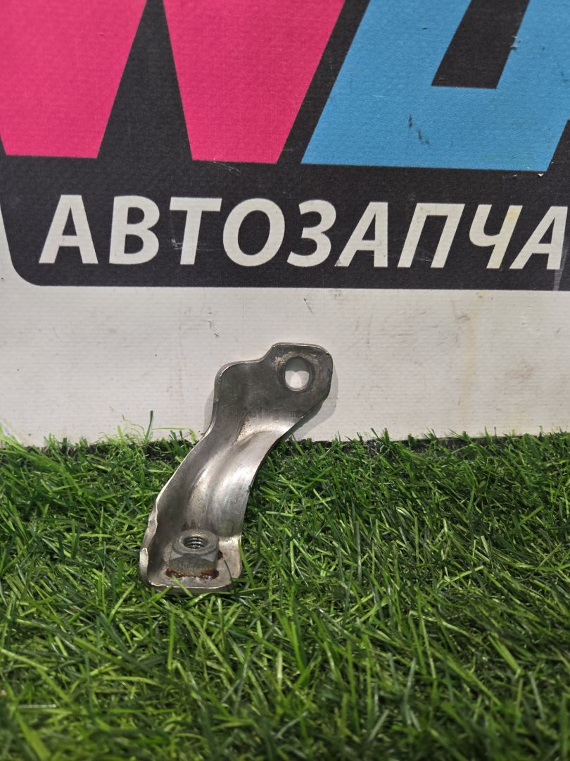 кронштейн (крепление) Volkswagen Jetta 7 поколение 2019, 1.4 л., бензин, АКПП, седан, передний привод, 5Q0461R - фото №1