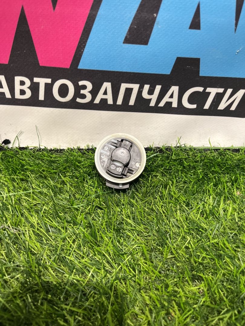 датчик удара Volkswagen Jetta 7 поколение 2019, 1.4 л., бензин, АКПП, седан, передний привод, 5Q0959354 - фото №1