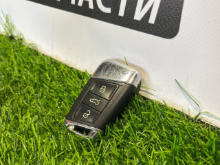 ключ Volkswagen Passat B8 2016, 2.0 л., дизель, универсал, передний привод, правый руль, 490B79NV